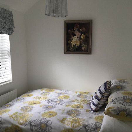 Open Plan Townhouse Apartment Карнарфон Екстериор снимка